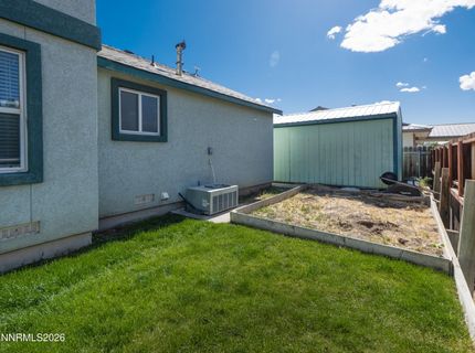 1991 Midas Drive, Winnemucca, NV 89445 Photo