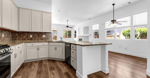 7405 Lorna Lane, Sparks, NV 89436 Photo