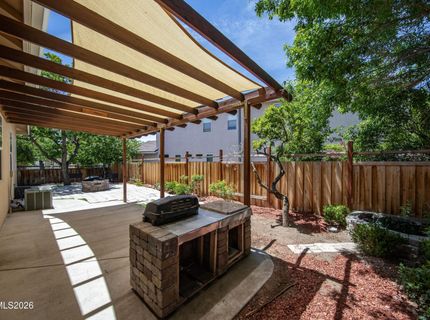 7405 Lorna Lane, Sparks, NV 89436 Photo