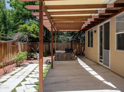 7405 Lorna Lane, Sparks, NV 89436 Photo
