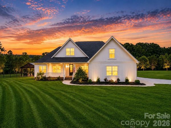 1140 Shinnville Road , Cleveland, NC 27013