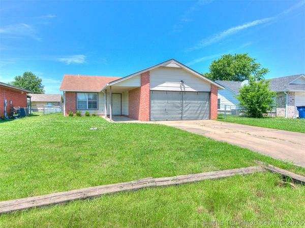 9914 N 44th East Avenue , Sperry, OK 74073