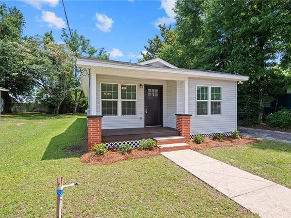 20 Norton Avenue , Saraland, AL 36571
