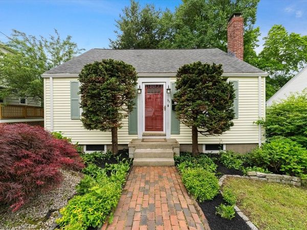 93 Prescott St, Medford, MA 02155