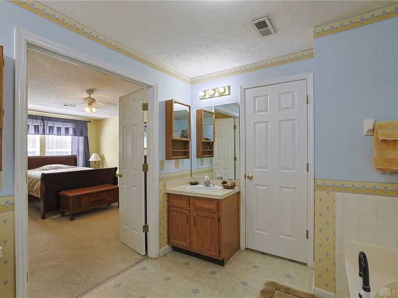 6714 Washington Circle, Middletown, OH 45005 Photo 22