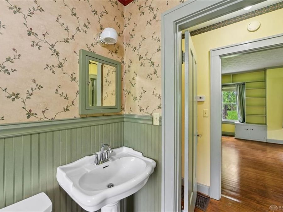 Property Image 32