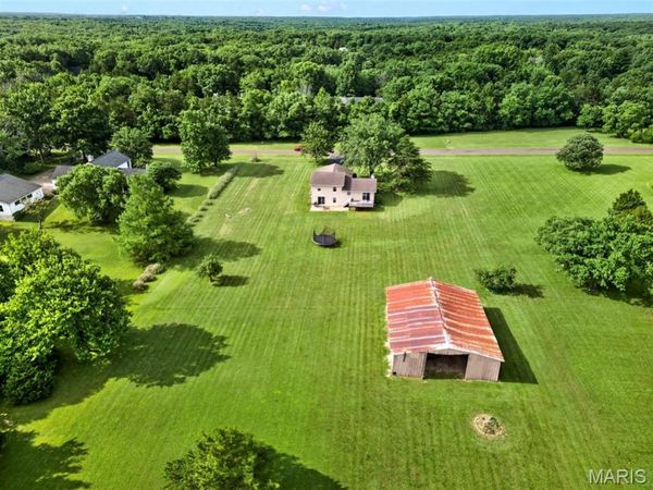 20741 E Deer Ridge, Warrenton, MO 63383