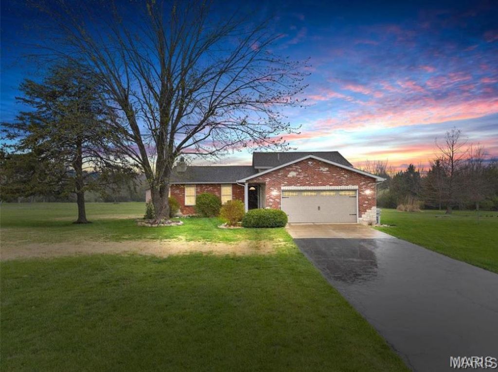 20741 E Deer Ridge , Warrenton, MO 63383 Main Photo