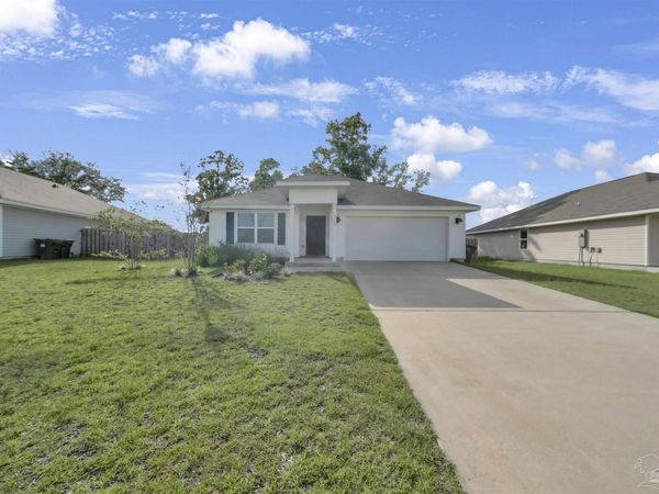 7569 Steeplechase Blvd, Pensacola, FL 32526