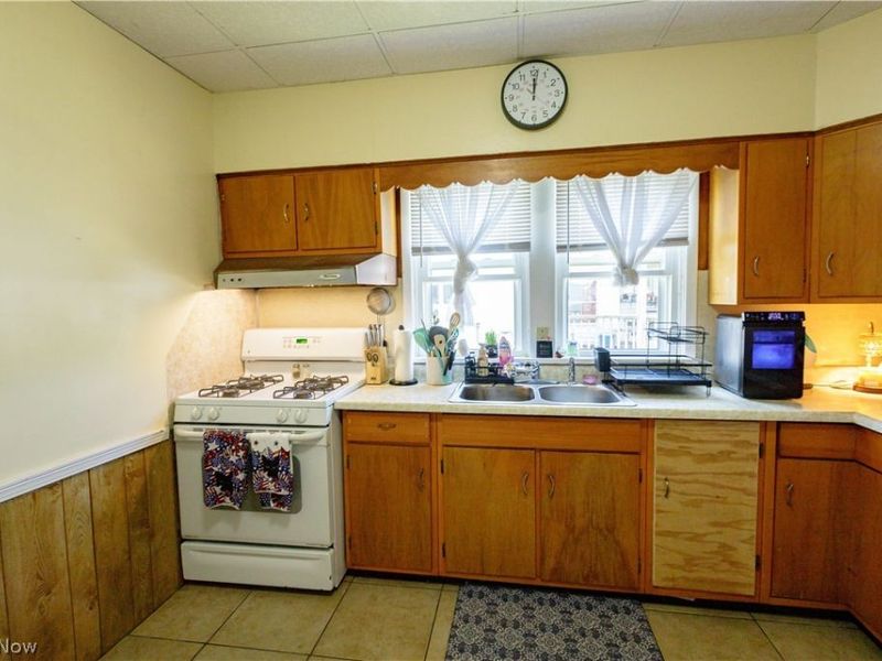 153/155 W Lisbon Street, Waynesburg, OH 44688 Photo 9
