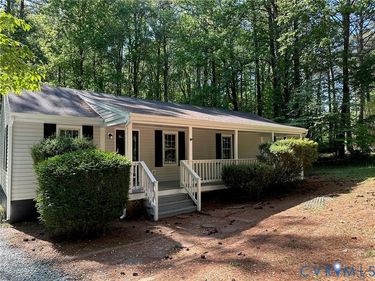 2767 Birdsong Lane , Powhatan, VA 23139