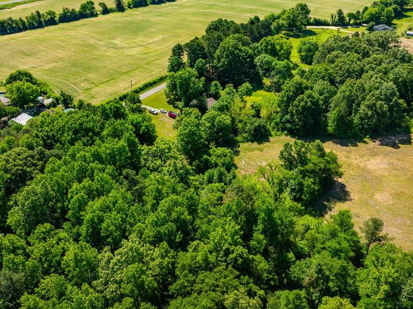 22 W Airport Road , Milan, TN 38358