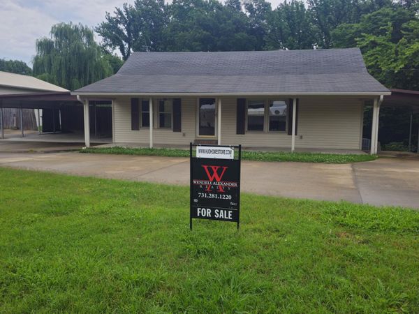 6938 Tennessee 78 , Dyersburg, TN 38024