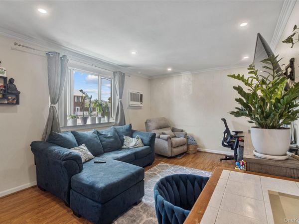 73-11B 263 , Unit B, Glen Oaks, NY 11004