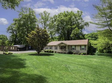 191 Bunton Road, Versailles, KY 40383