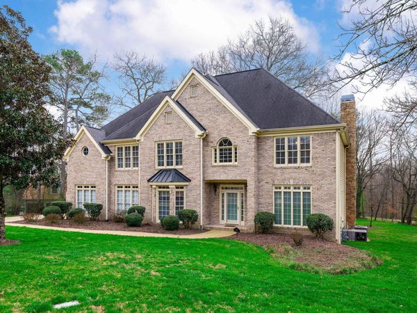 6300 Grand Harbour Drive, Hixson, TN 37343