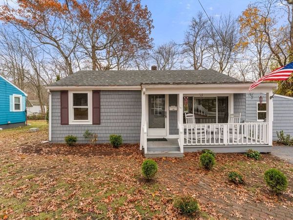 44 Dawes Rd, Brockton, MA 02301