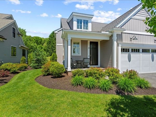 32 Hawk Ln, Unit 48, Framingham, MA 01701