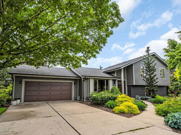 4137 Nantucket Pl, Mount Pleasant, WI 53405
