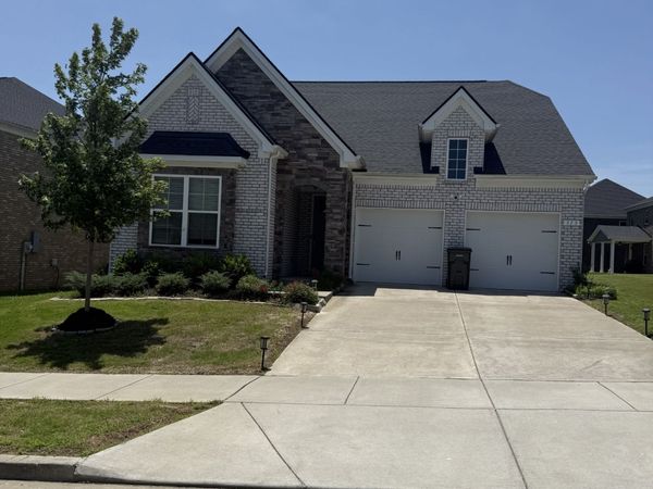 313 Sunderland Dr, Mount Juliet, TN 37122