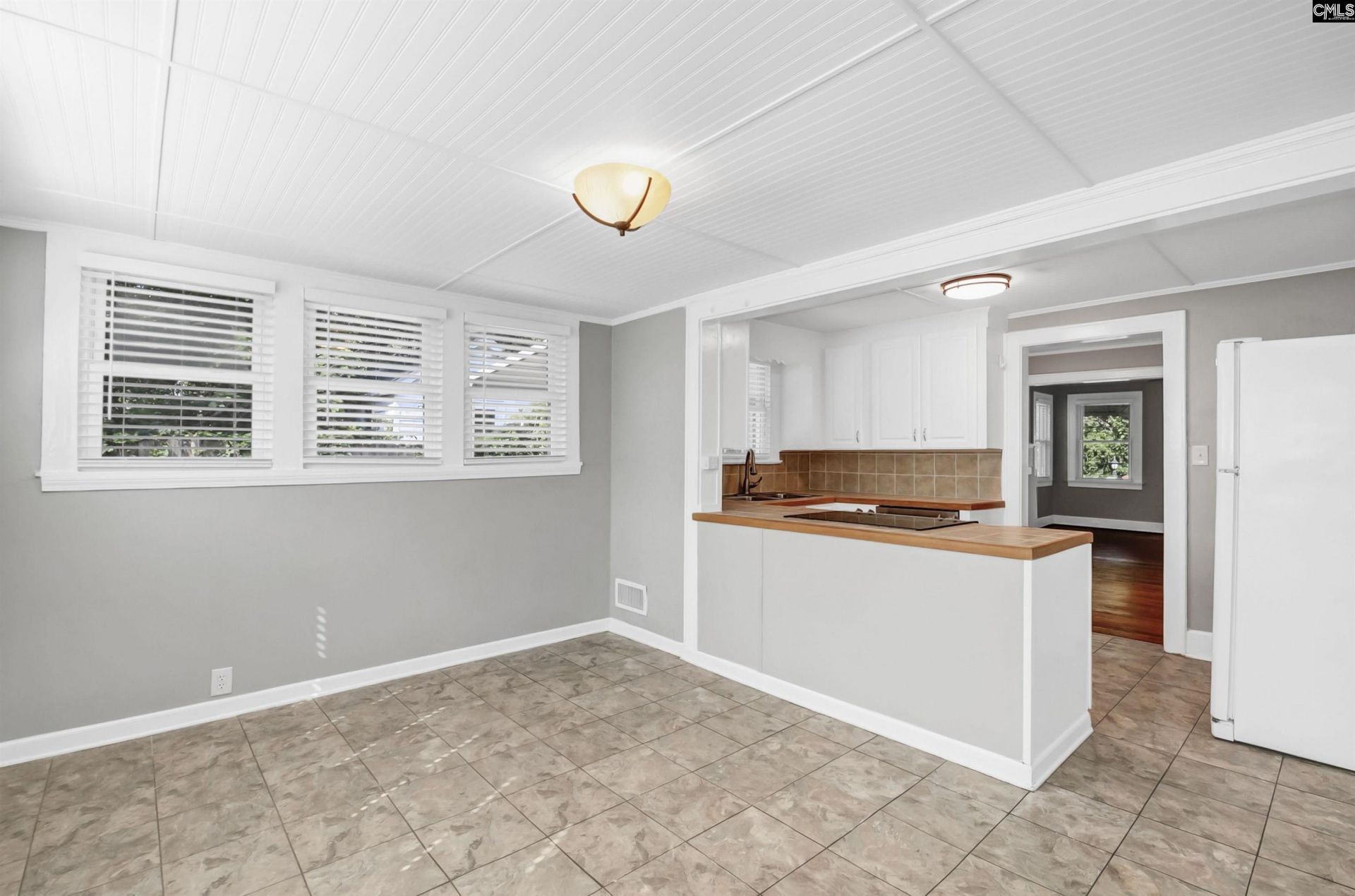 702 Buckingham Road Photo 17