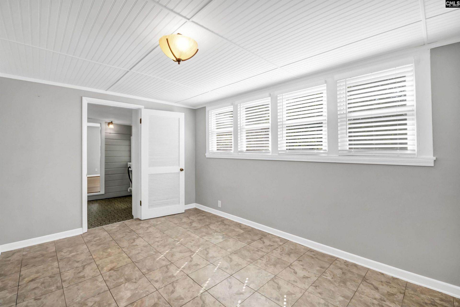 702 Buckingham Road  Photo 19