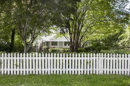 702 Buckingham Road  photo 4