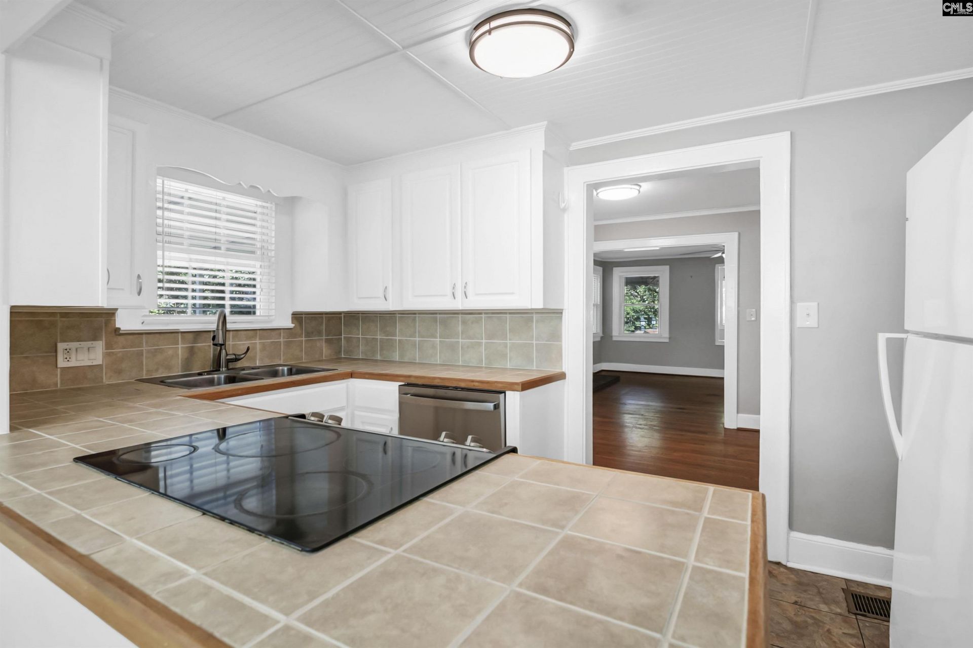 702 Buckingham Road Photo 21