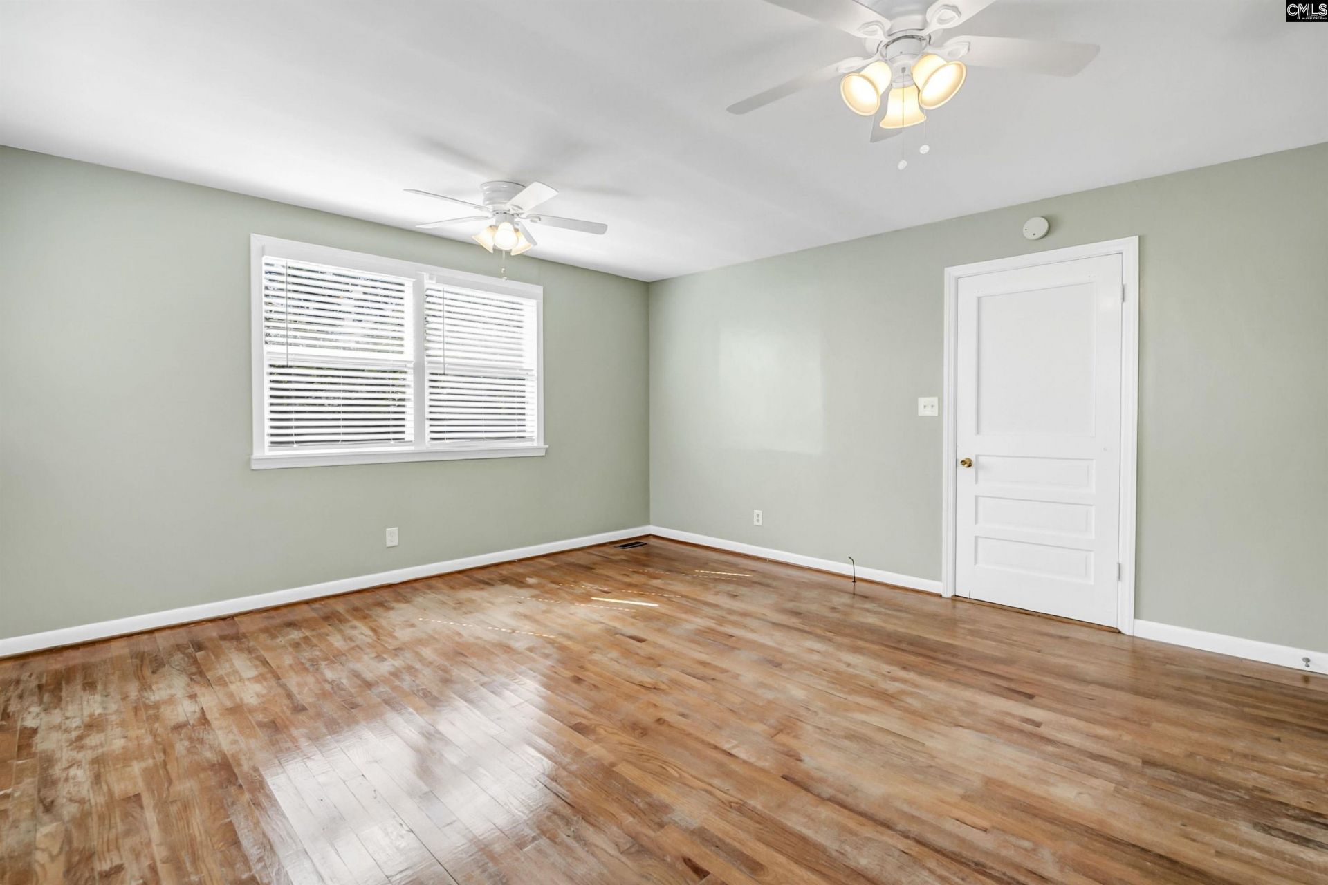 702 Buckingham Road Photo 28