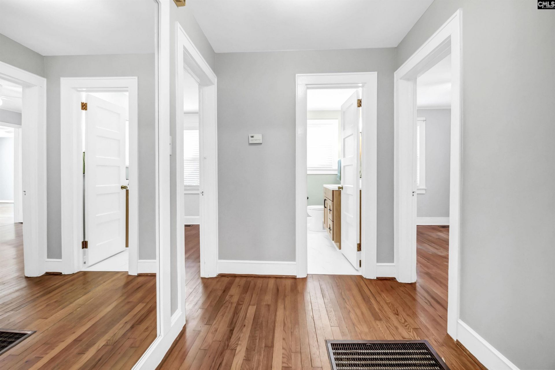 702 Buckingham Road Photo 36