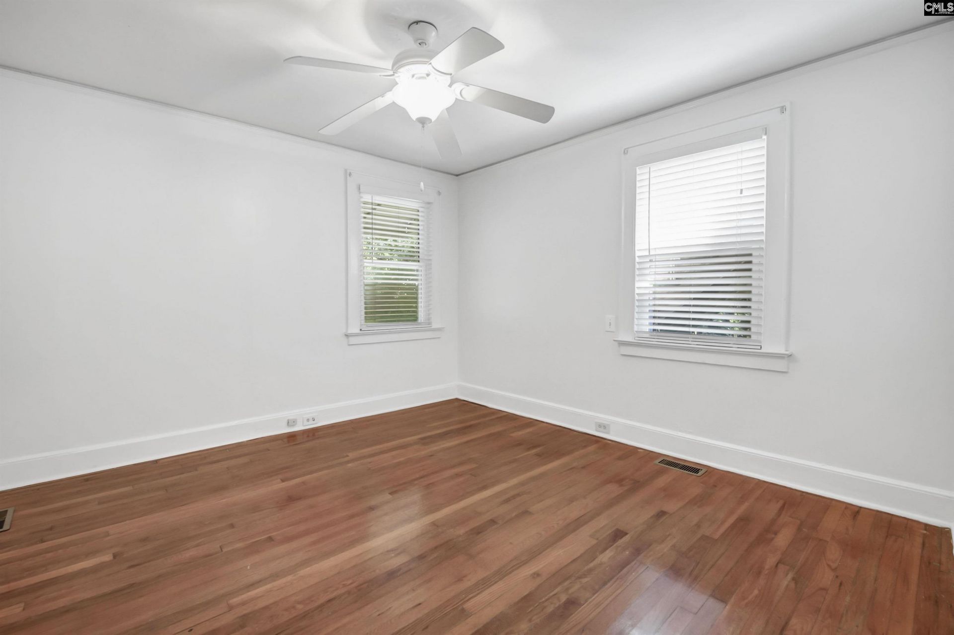 702 Buckingham Road Photo 40