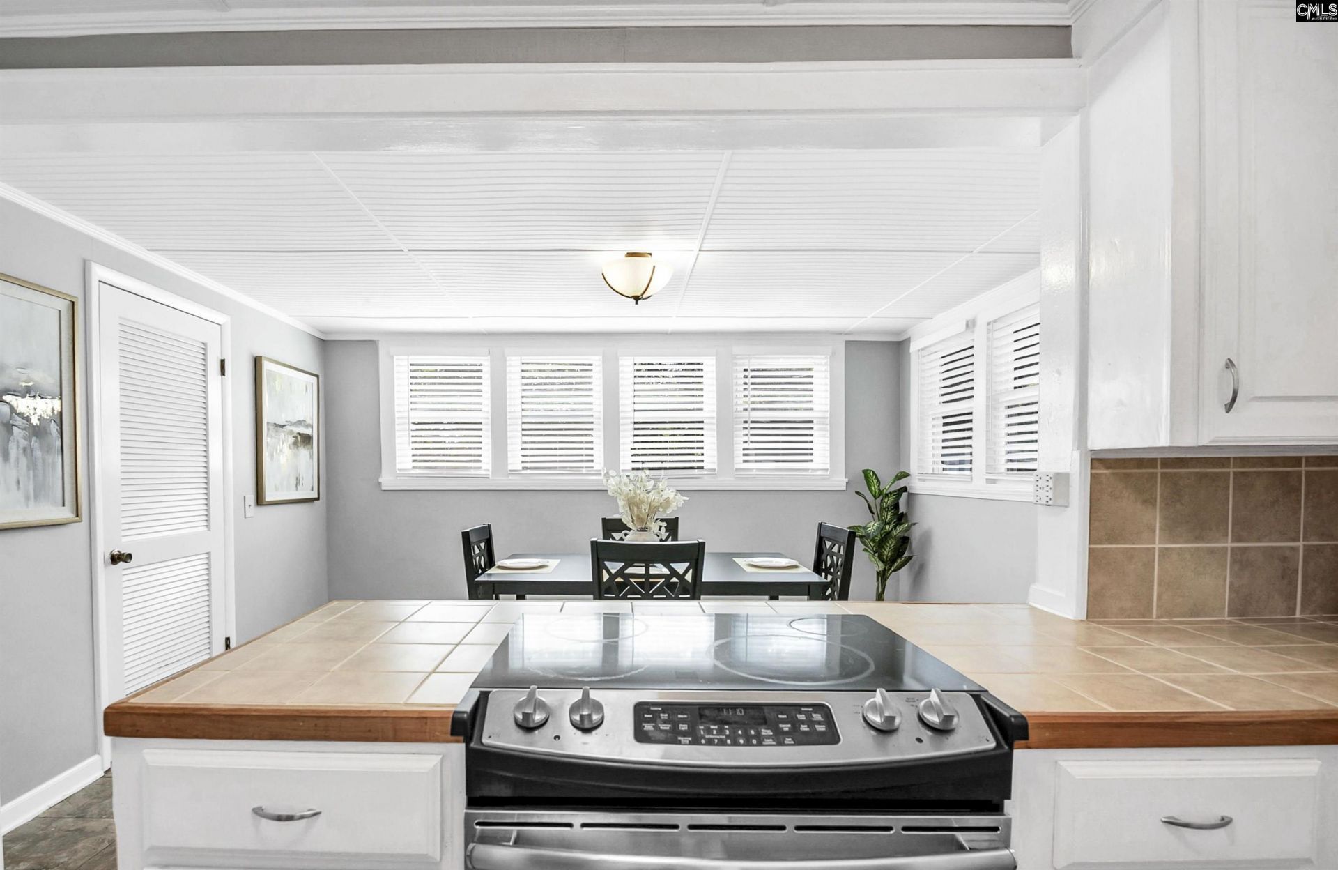 702 Buckingham Road Photo 71