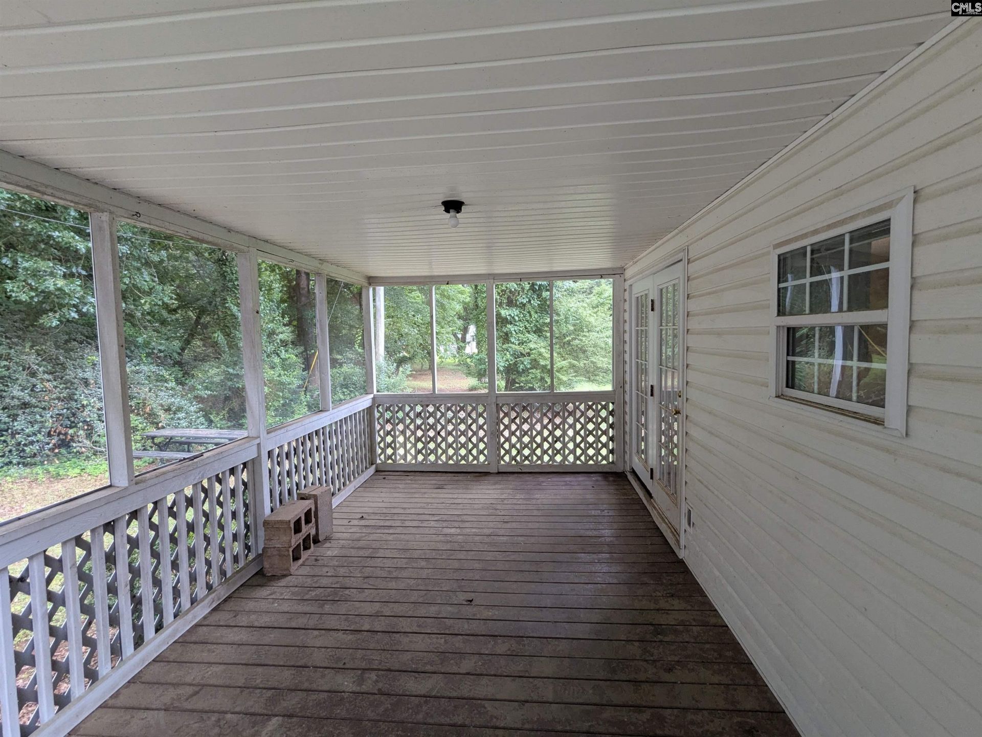 1019 Newberry Road Photo 16
