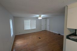 1019 Newberry Road photo 4