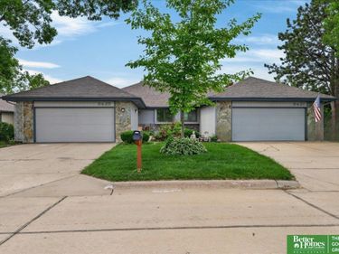 9429 Parker Street, Omaha, NE 68114
