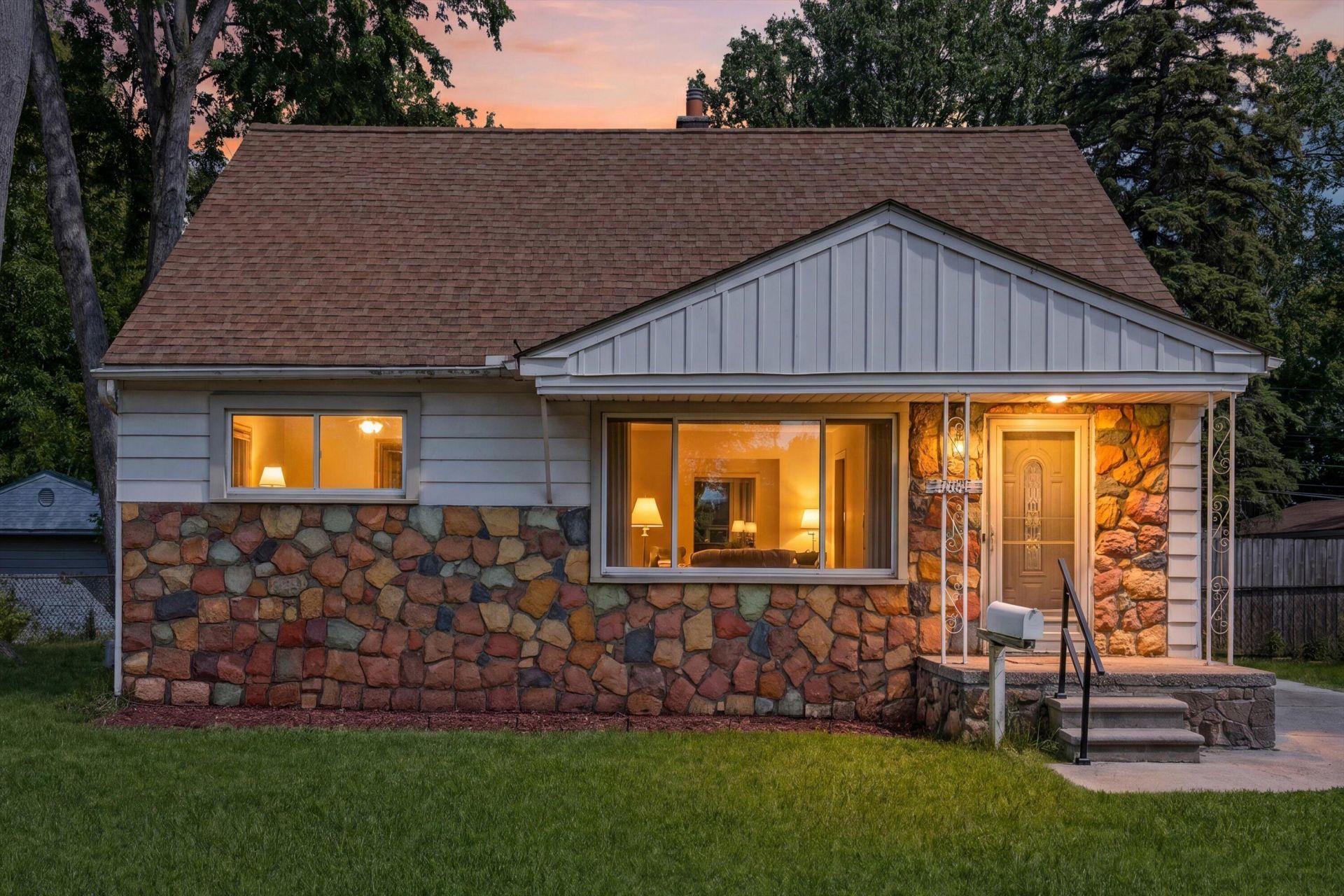 28836 Marquette Street, Garden City, MI 48135 Main Photo