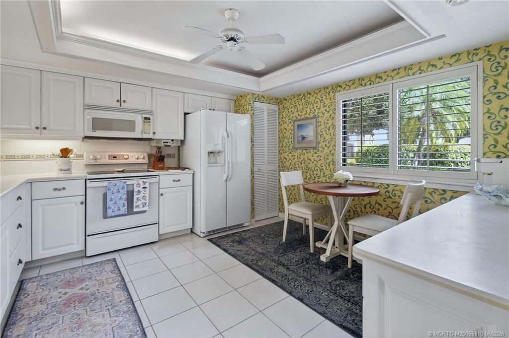 5152 SE Club Way, Unit 104, Stuart, FL 34997 Photo
