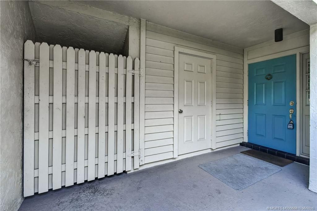 5152 SE Club Way, Unit 104, Stuart, FL 34997 Photo