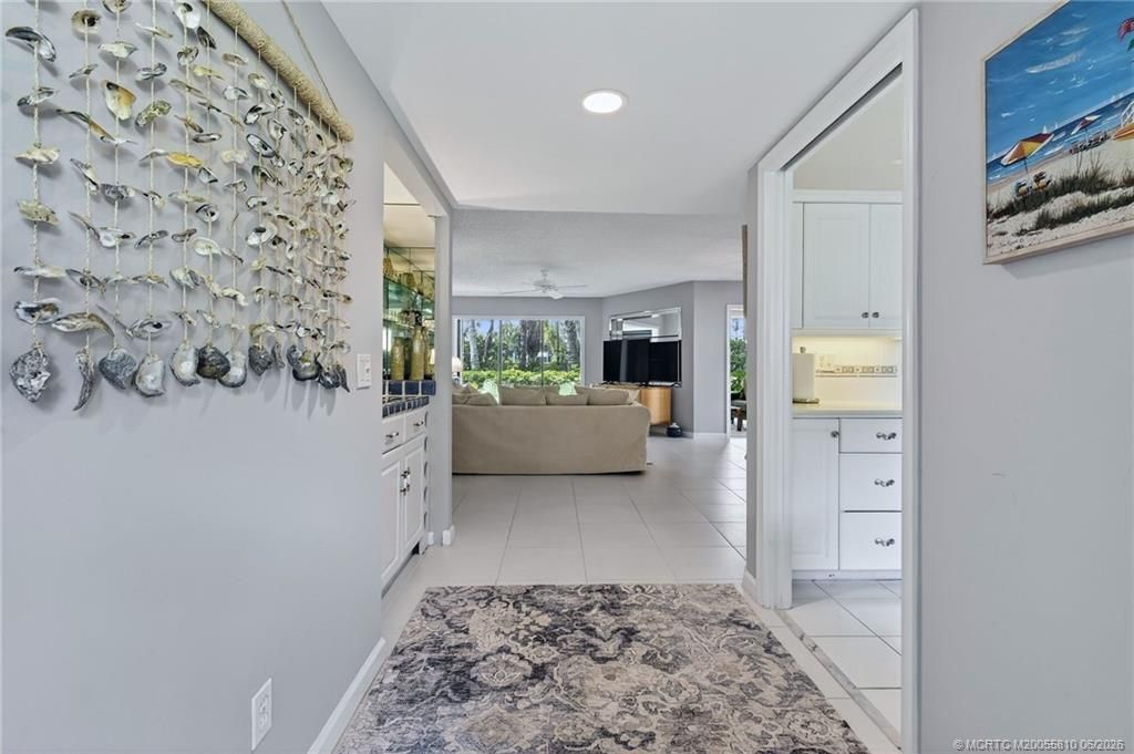 5152 SE Club Way, Unit 104, Stuart, FL 34997 Photo
