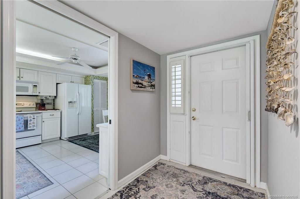5152 SE Club Way, Unit 104, Stuart, FL 34997 Photo