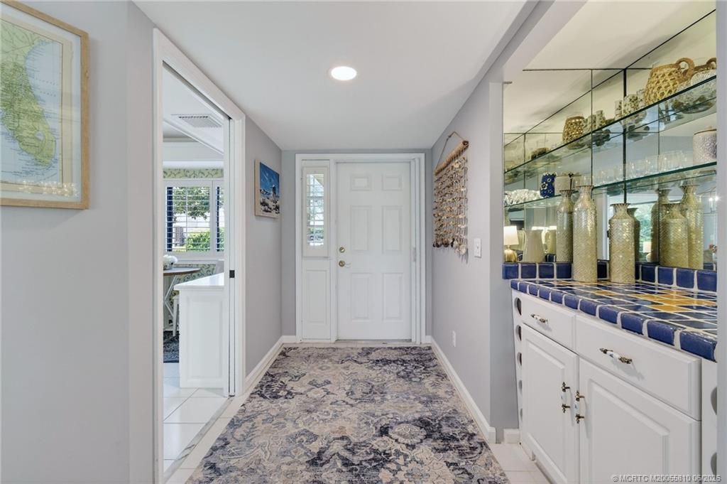 5152 SE Club Way, Unit 104, Stuart, FL 34997 Photo