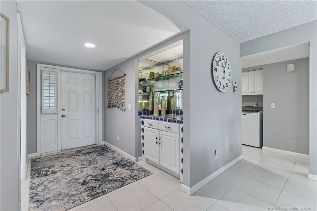 5152 SE Club Way, Unit 104, Stuart, FL 34997 Photo
