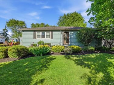 23 Beaver Lane , Grand Island, NY 14072