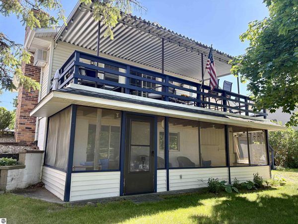 4958 Bayou Drive, Lake, MI 48632