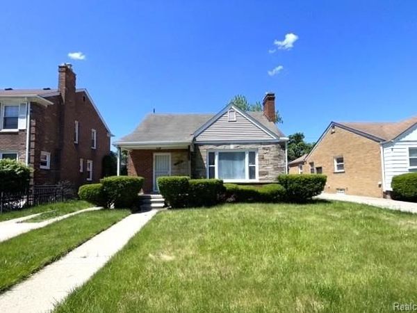 15769 Saint Marys Street , Detroit, MI 48227