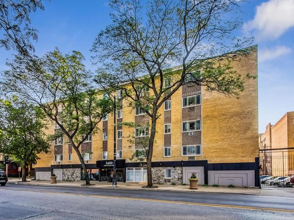 5400 N Sheridan Road , Unit 210, Chicago, IL 60640