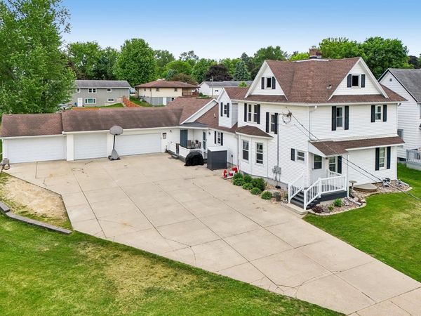 129 W Main Street, Dane, WI 53529