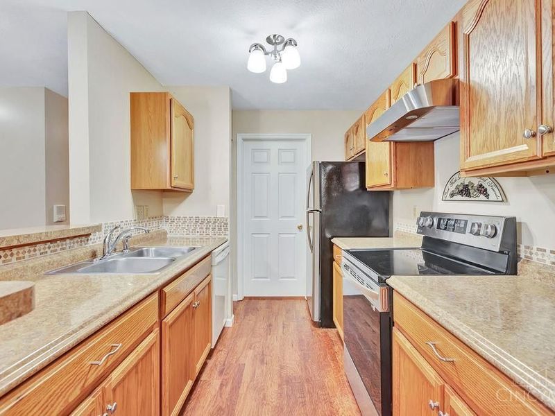 120 Carrington Lane, Unit 102, Loveland, OH 45140 Photo 14