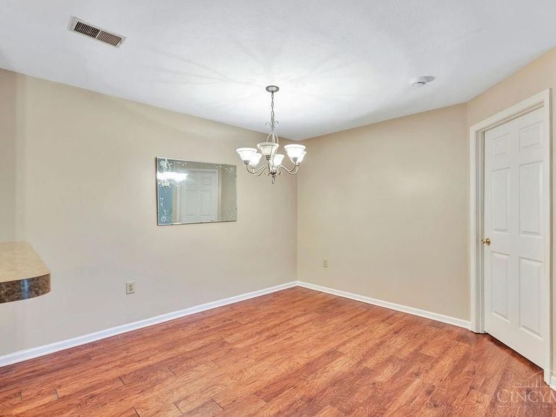 120 Carrington Lane, Unit 102, Loveland, OH 45140 Photo 16