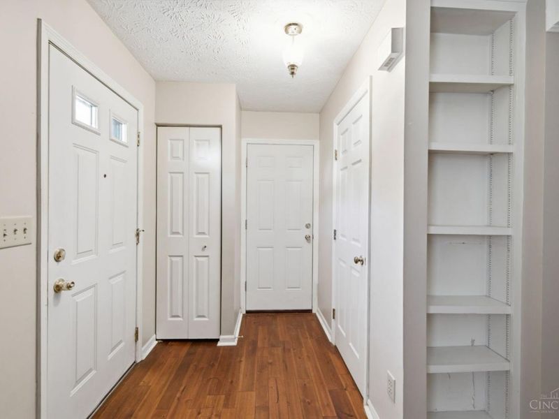 5608 Brooks Holding, Unit 72, Miami Twp, OH 45150 Photo 3